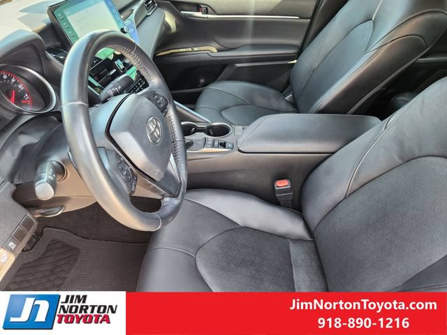 Used 2021 Toyota Camry XSE FWD image 14