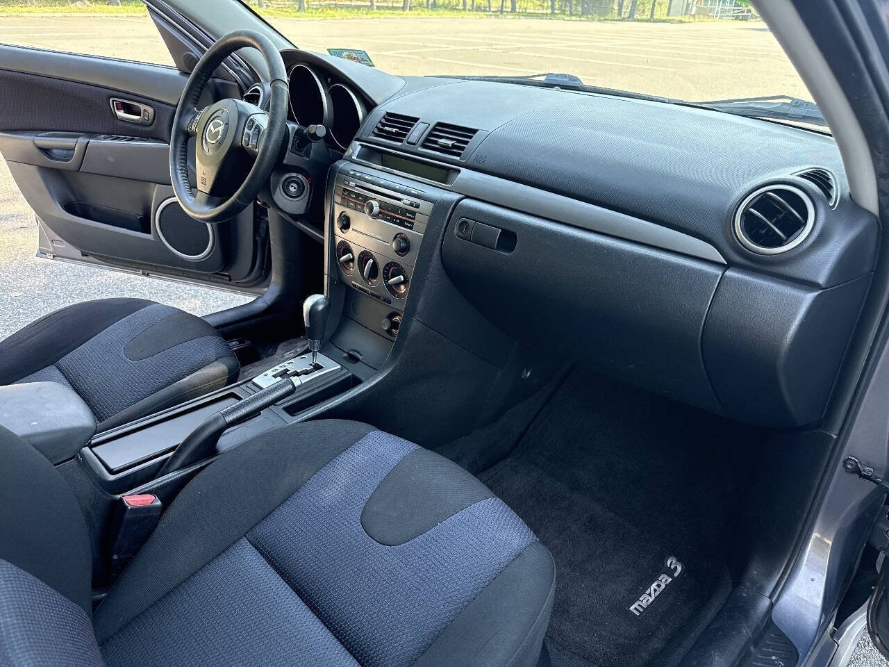 Used 2007 MAZDA MAZDA3 s Touring FWD image 19