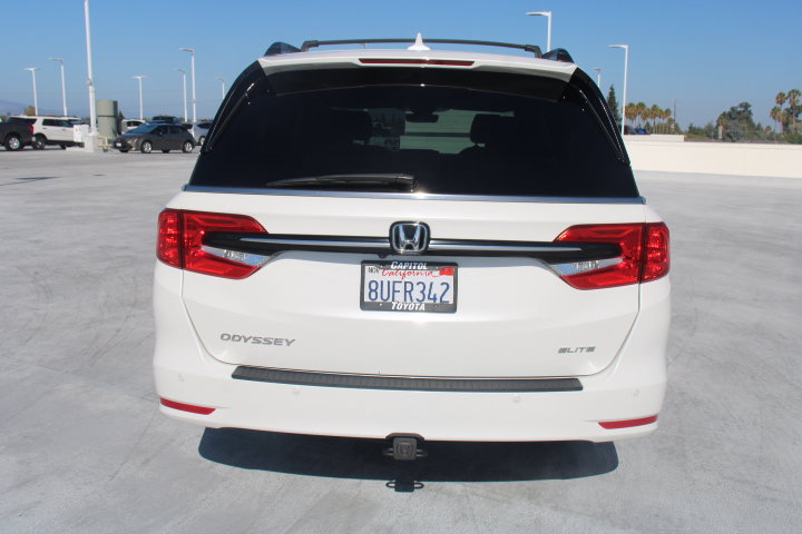 Used 2021 Honda Odyssey Elite image 4