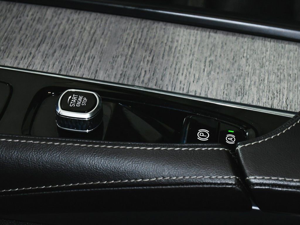 Used 2023 Volvo S90 B6 Ultimate w/ Protection Package image 41