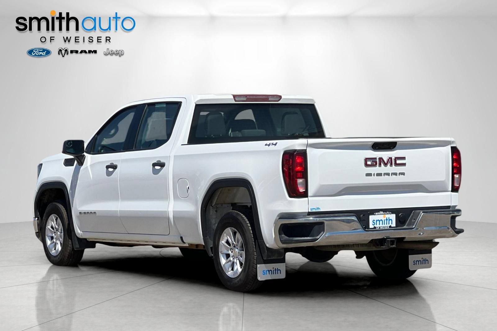 Used 2023 GMC Sierra 1500 Pro w/ Fleet Convenience Package AWD/4WD image 7