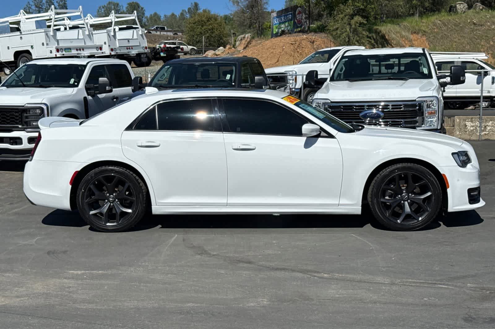 Used 2022 Chrysler 300 S w/ Safetytec Plus Group RWD image 3