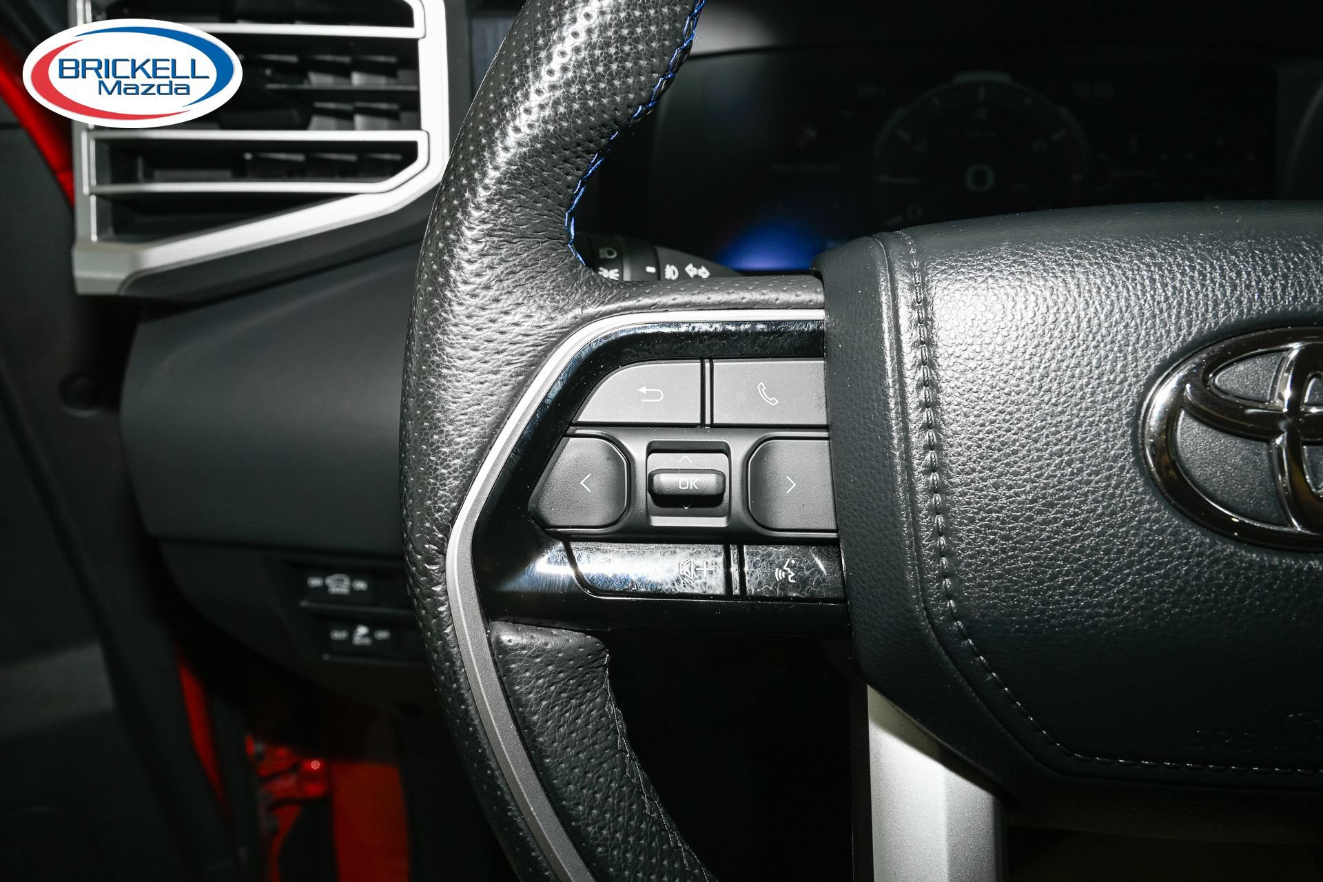 Used 2024 Toyota Sequoia Platinum AWD/4WD image 34