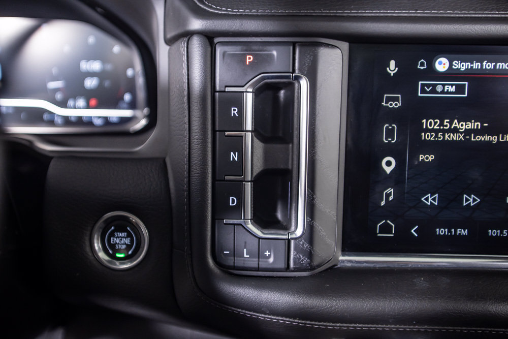 Used 2023 GMC Yukon Denali AWD/4WD image 29