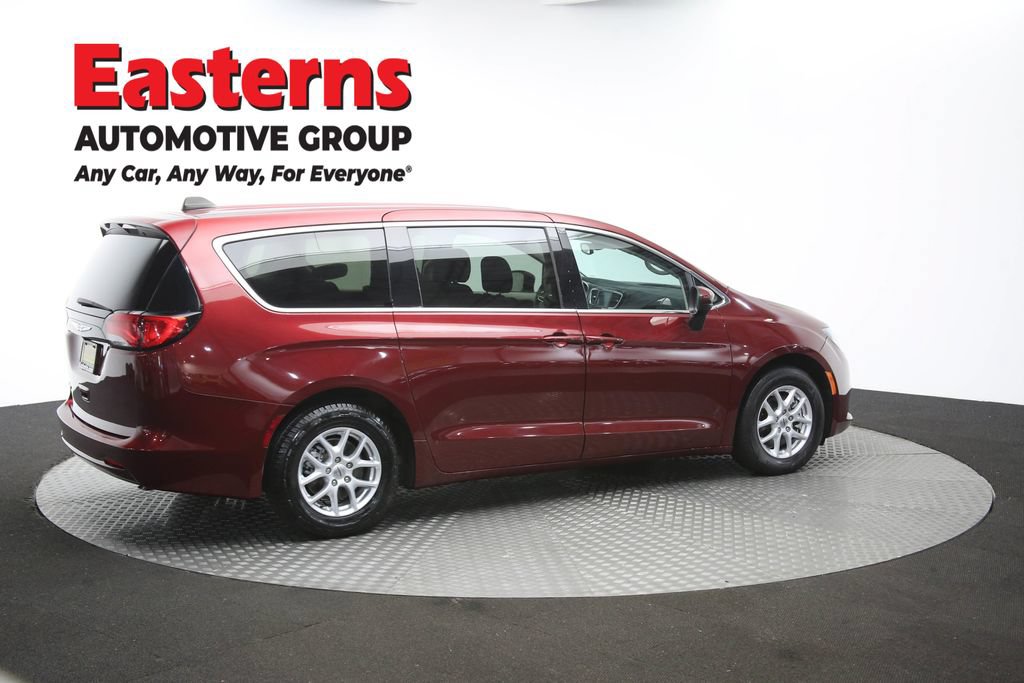 Used 2023 Chrysler Voyager LX FWD image 42