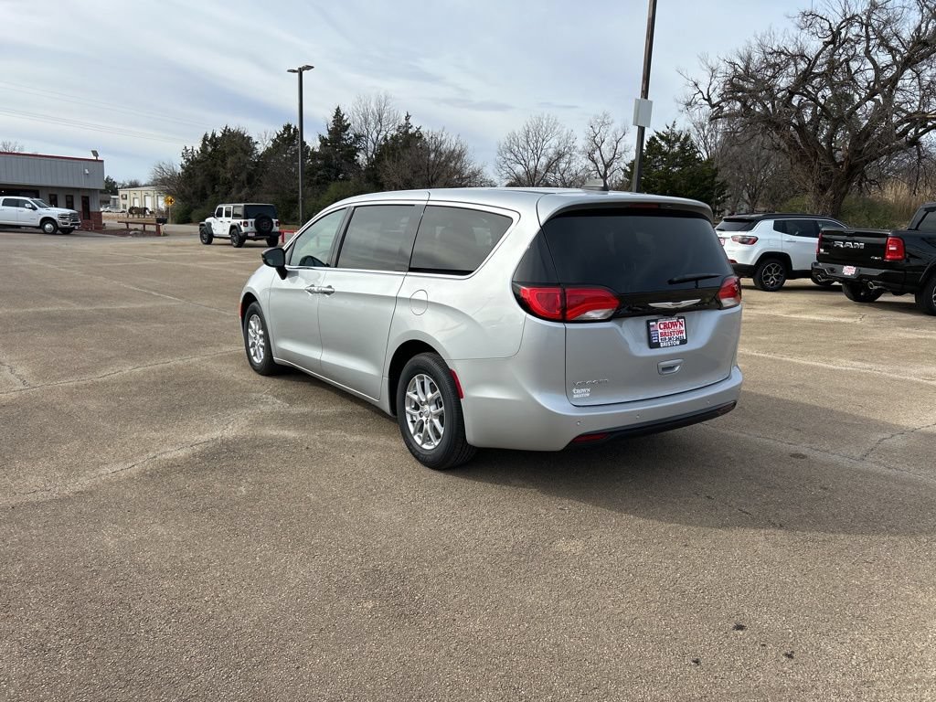 New 2026 Chrysler Voyager LX FWD image 3