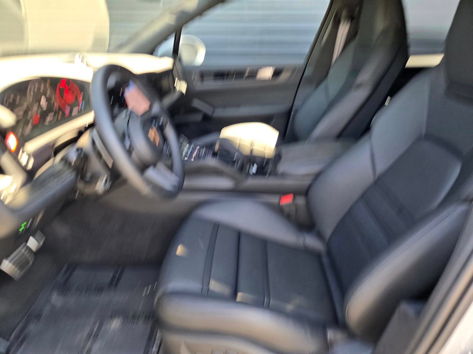 Certified 2026 Porsche Cayenne GTS AWD/4WD image 27