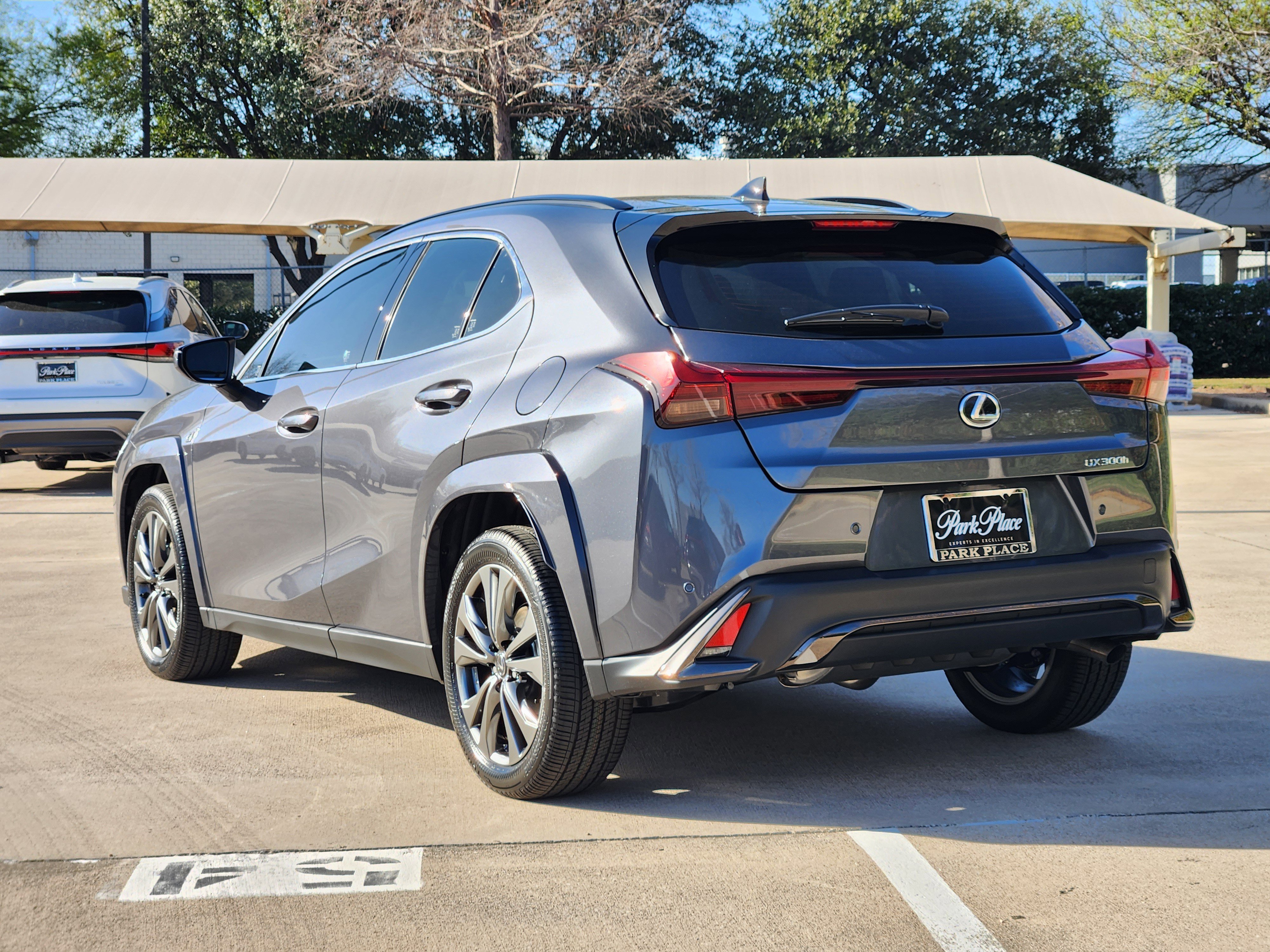 New 2026 Lexus UX 300h 300h F SPORT Design image 4