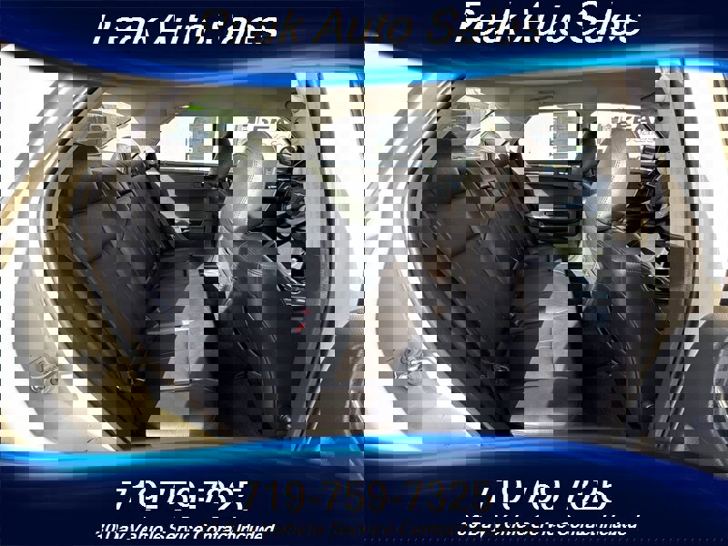 Used 2010 Chrysler 300 Touring image 28