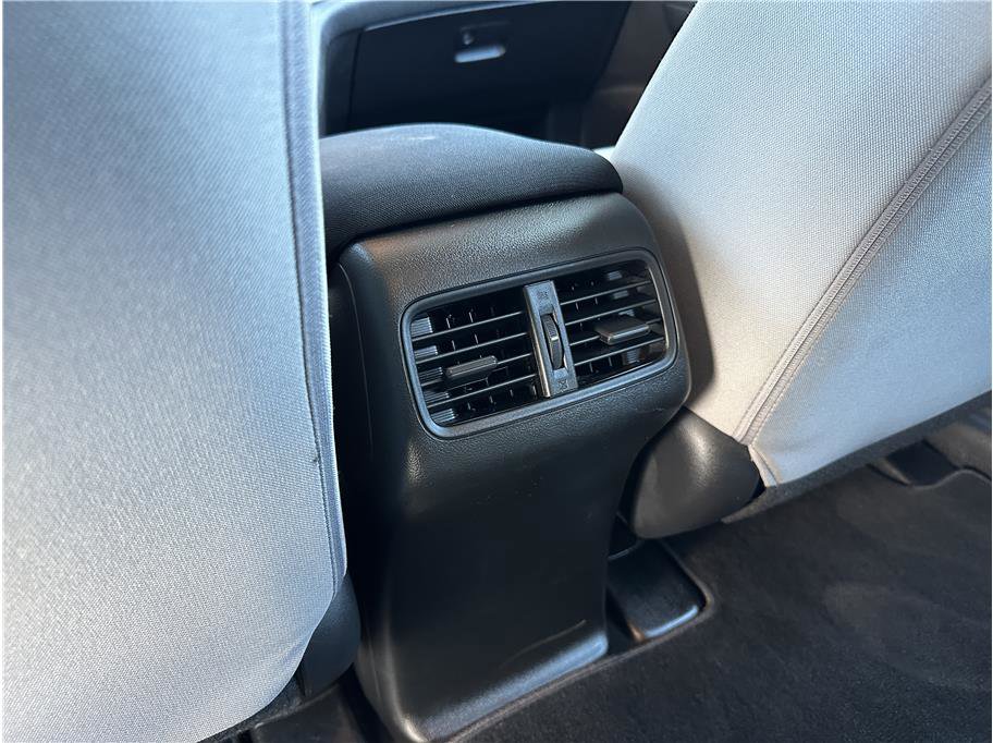 Used 2015 Honda CR-V LX image 18