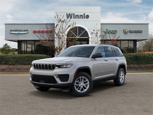 New 2025 Jeep Grand Cherokee Laredo