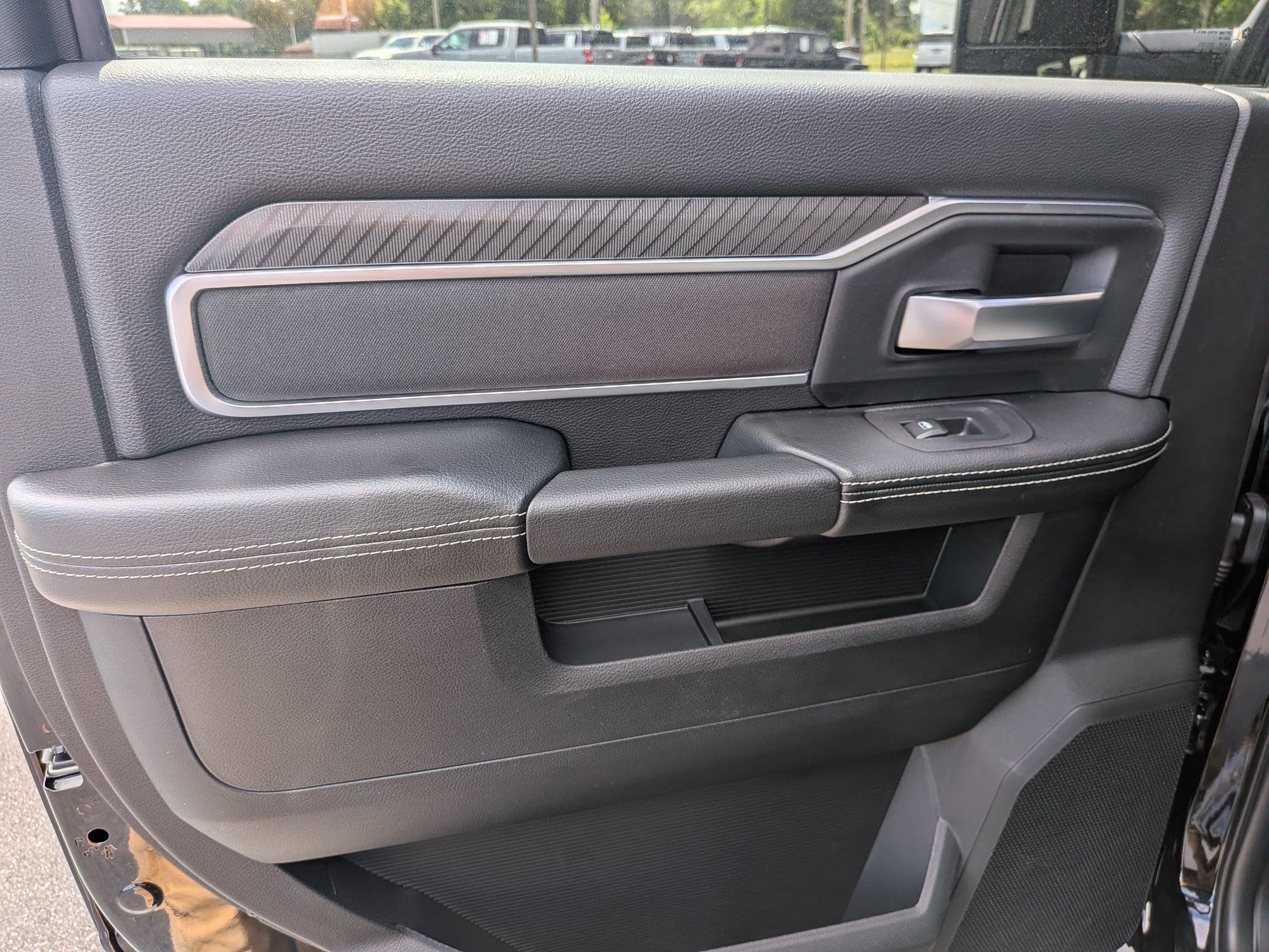 New 2026 RAM 2500 Big Horn AWD/4WD image 18