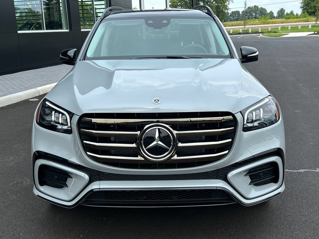 New 2026 Mercedes-Benz GLS 450 4MATIC image 3