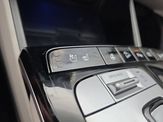 Used 2022 Hyundai Tucson Limited image 38