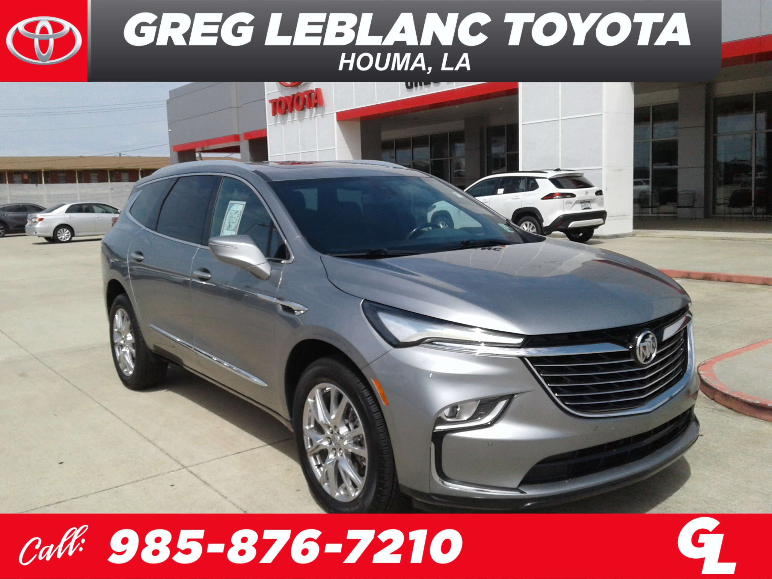 Used 2023 Buick Enclave Essence w/ Experience Buick Package FWD image 1