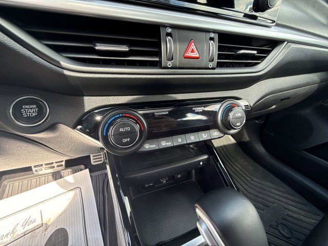 Used 2024 Kia Forte GT-Line w/ GT-Line Premium Package image 17