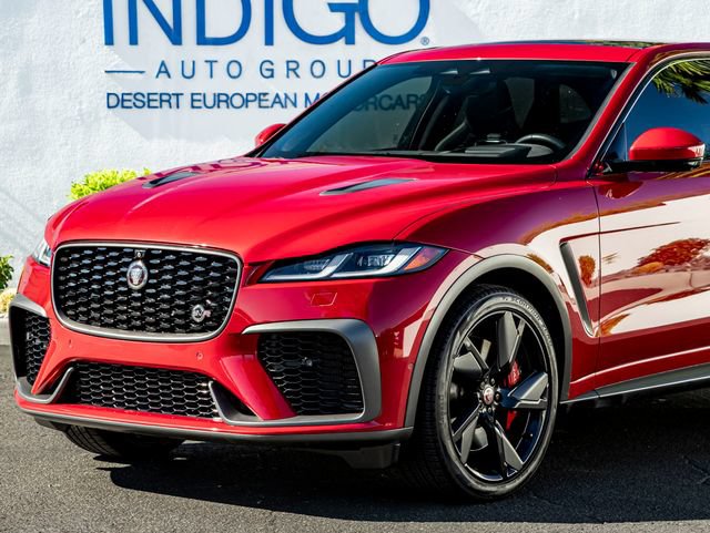Used 2022 Jaguar F-PACE SVR AWD/4WD image 2