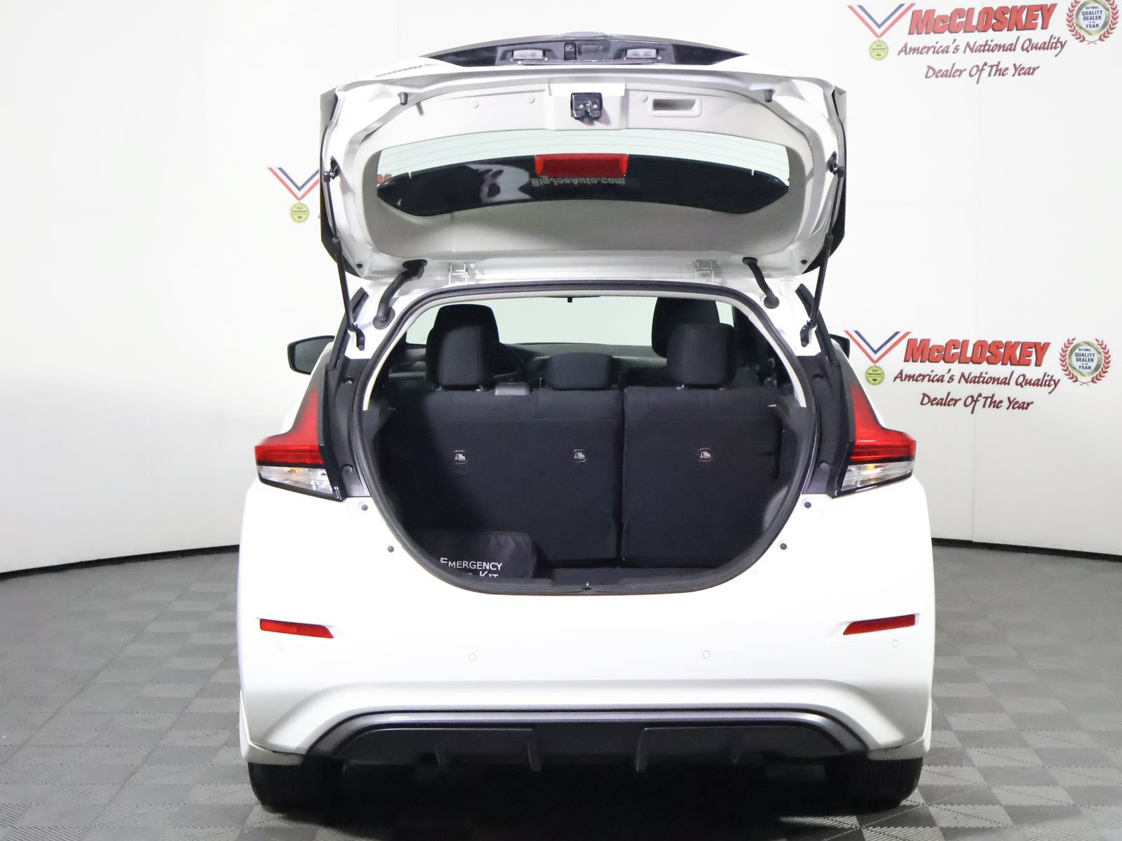 Used 2025 Nissan Leaf S FWD image 10