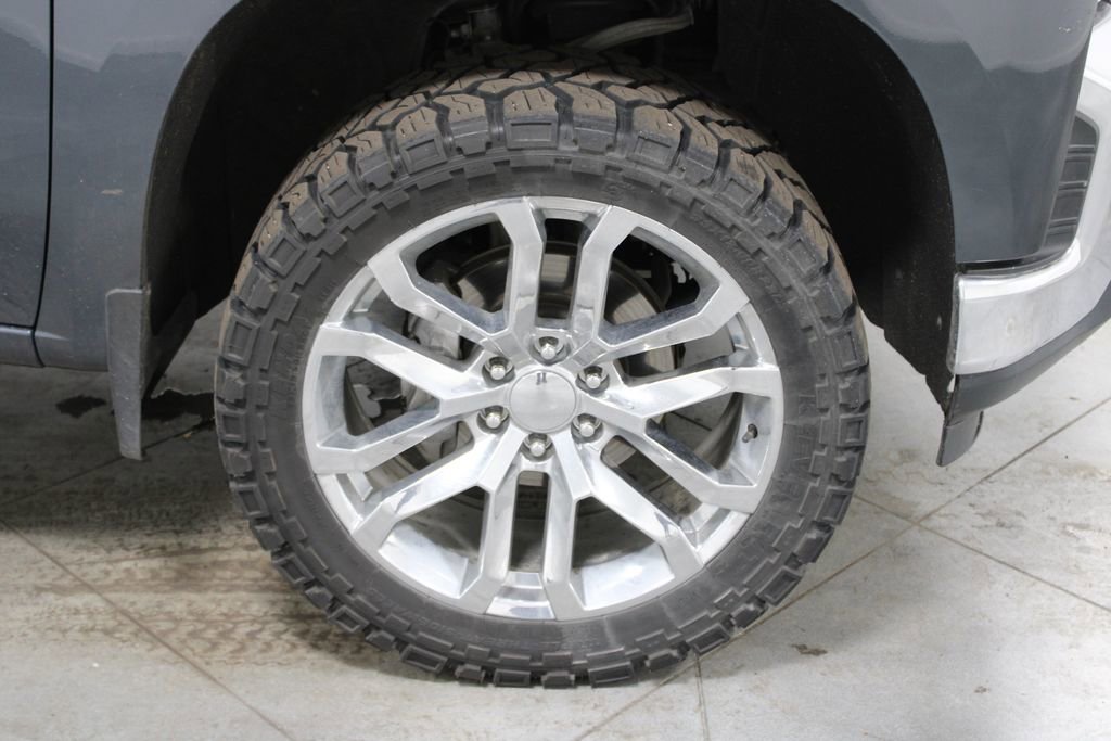 Used 2019 Chevrolet Silverado 1500 LT w/ All-Star Edition image 13