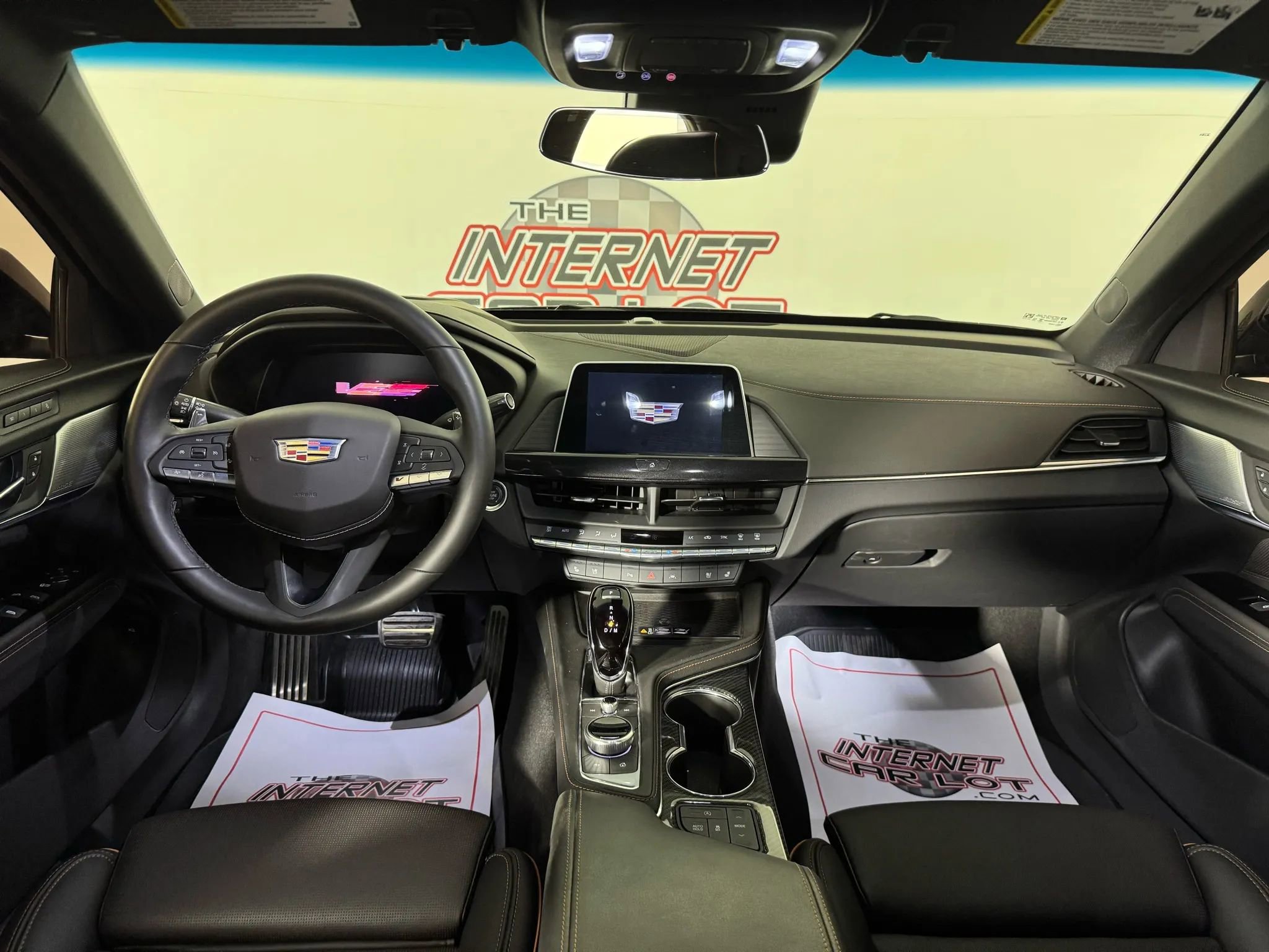 Used 2025 Cadillac CT4 V w/ Technology Package image 11