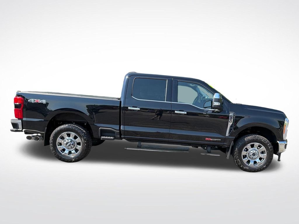Used 2023 Ford F350 Lariat w/ Lariat Ultimate Package AWD/4WD image 7