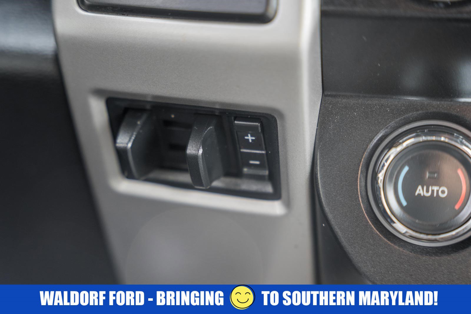 Certified 2019 Ford F250 Lariat w/ Lariat Value Package image 28