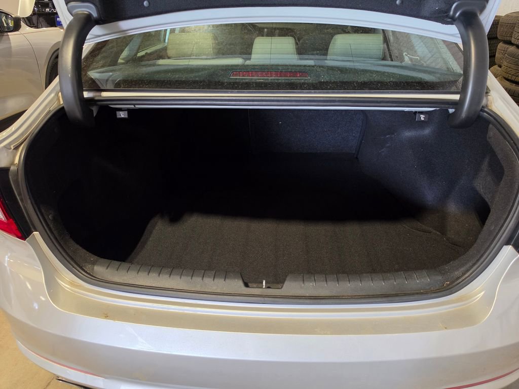 Used 2016 Hyundai Sonata Limited FWD image 8