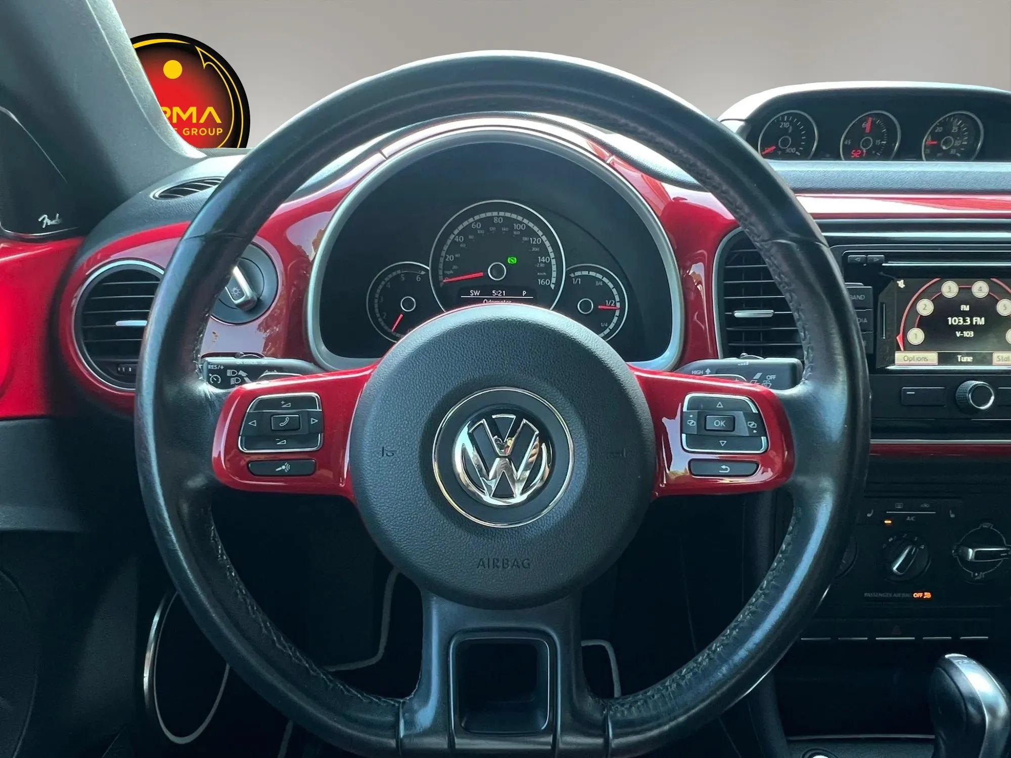 Used 2015 Volkswagen Beetle TDI FWD image 29