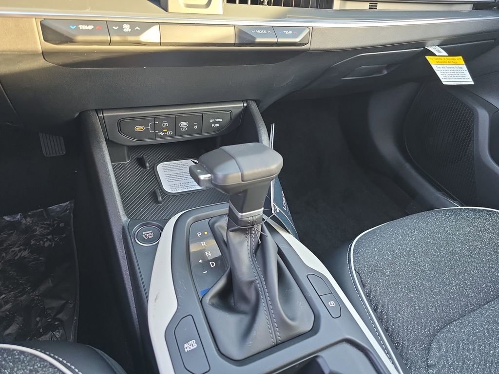 New 2025 Kia K4 GT-Line image 28
