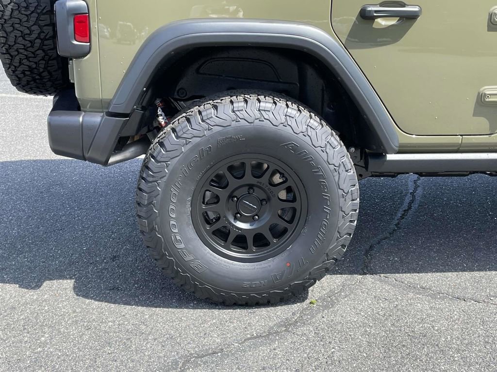 New 2025 Jeep Wrangler Unlimited Sport image 11