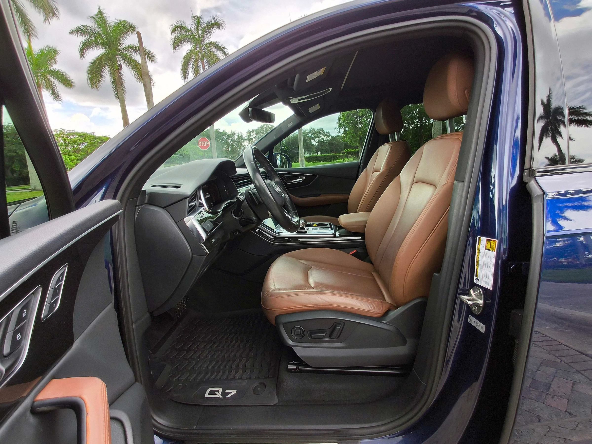Used 2021 Audi Q7 3.0T Premium Plus AWD/4WD image 28