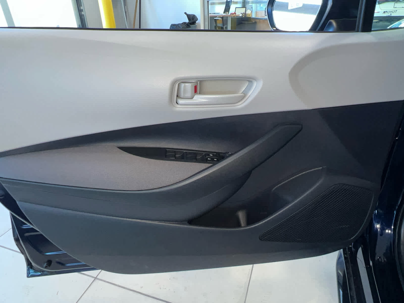 New 2026 Toyota Corolla LE w/ LE Premium Package image 12