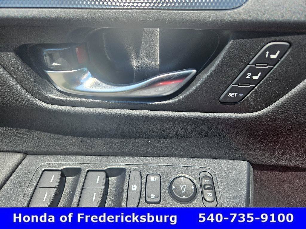 Used 2026 Honda CR-V Sport-L image 17