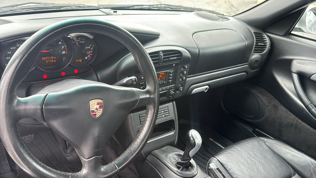 Used 2004 Porsche Boxster RWD image 13