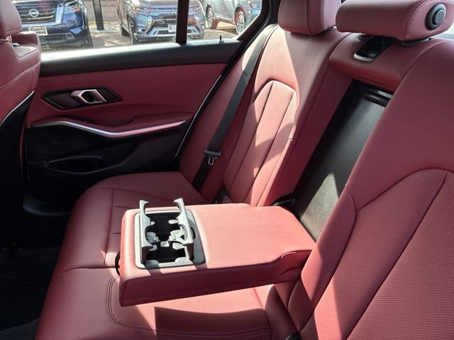 Used 2025 BMW 330i xDrive Sedan w/ M Sport Package AWD/4WD image 25
