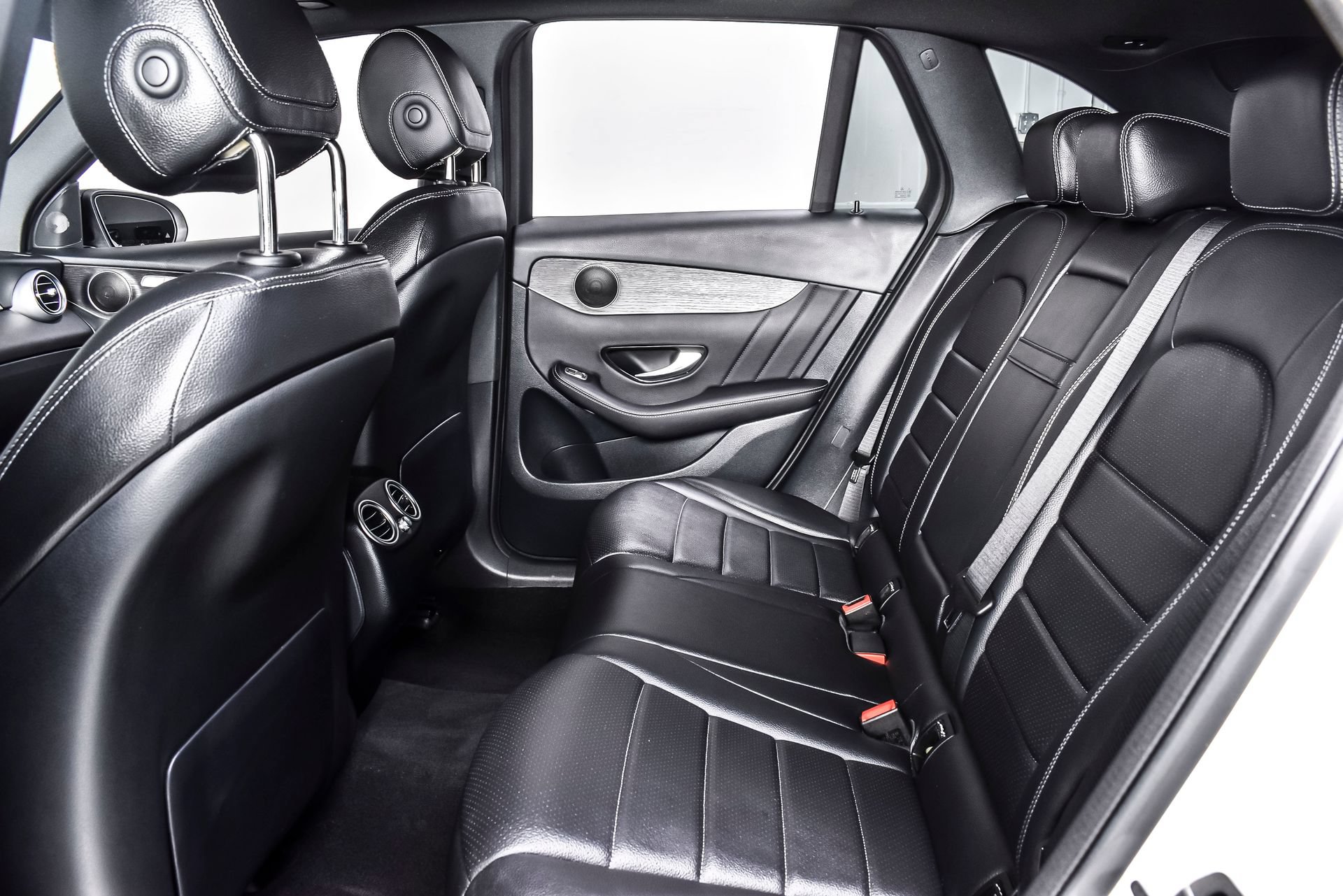 Used 2022 Mercedes-Benz GLC 300 4MATIC image 21