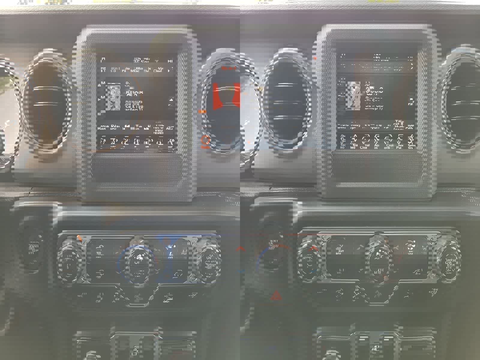 Used 2022 Jeep Gladiator Sport image 24