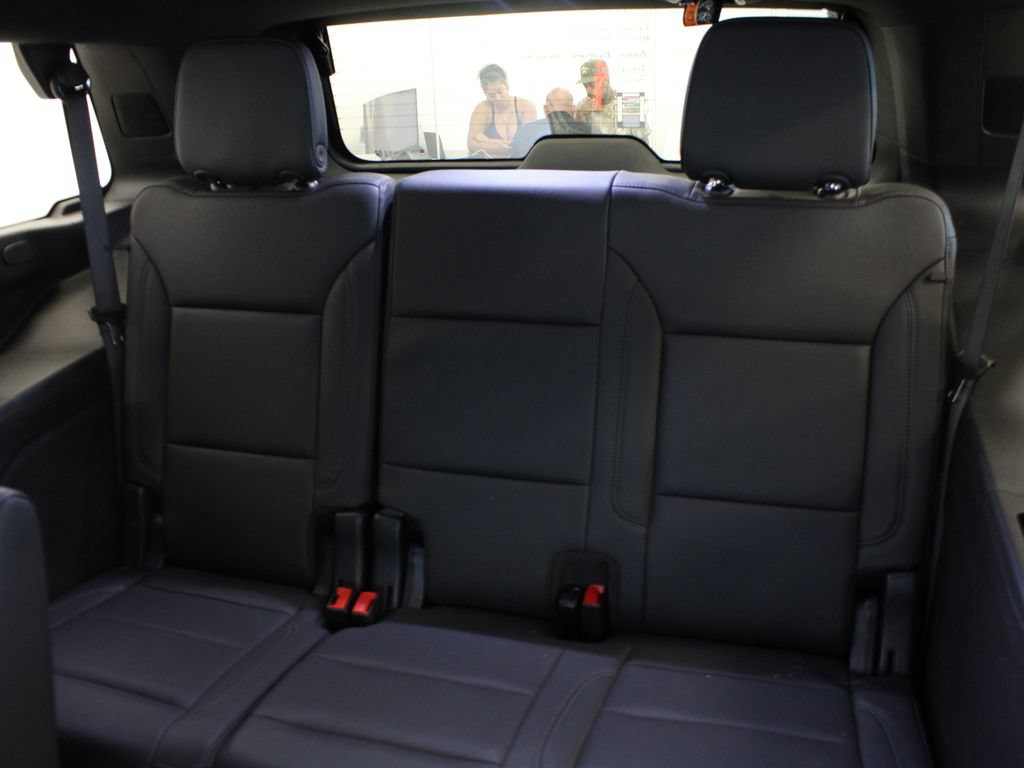 Used 2025 Chevrolet Tahoe LT w/ Comfort Package RWD image 37