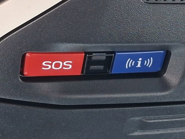 Certified 2025 Subaru Outback Premium image 27