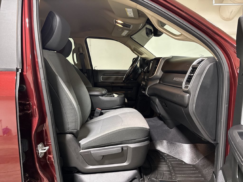 Used 2020 RAM 2500 Big Horn w/ Level 1 Equipment Group AWD/4WD image 21