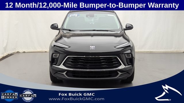 Used 2025 Buick Encore GX Preferred w/ Comfort Package FWD image 2