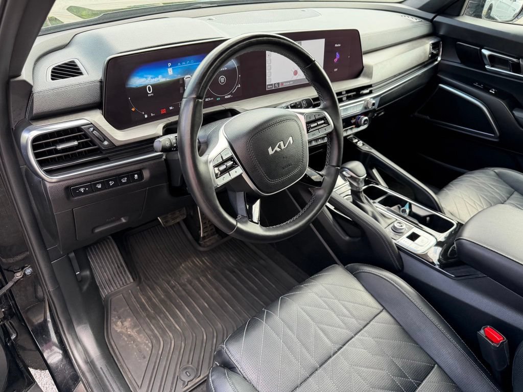 Used 2023 Kia Telluride SX X-Line AWD/4WD image 17