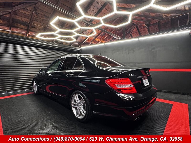 Used 2014 Mercedes-Benz C 250 Sedan image 4