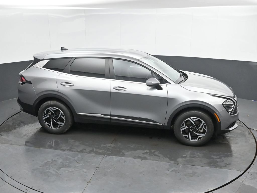 Used 2025 Kia Sportage LX image 35