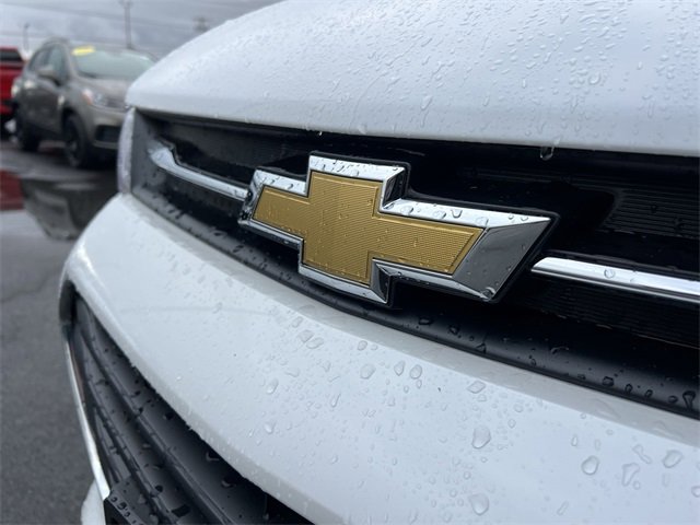 Used 2022 Chevrolet Trax LT w/ LT Convenience Package image 28