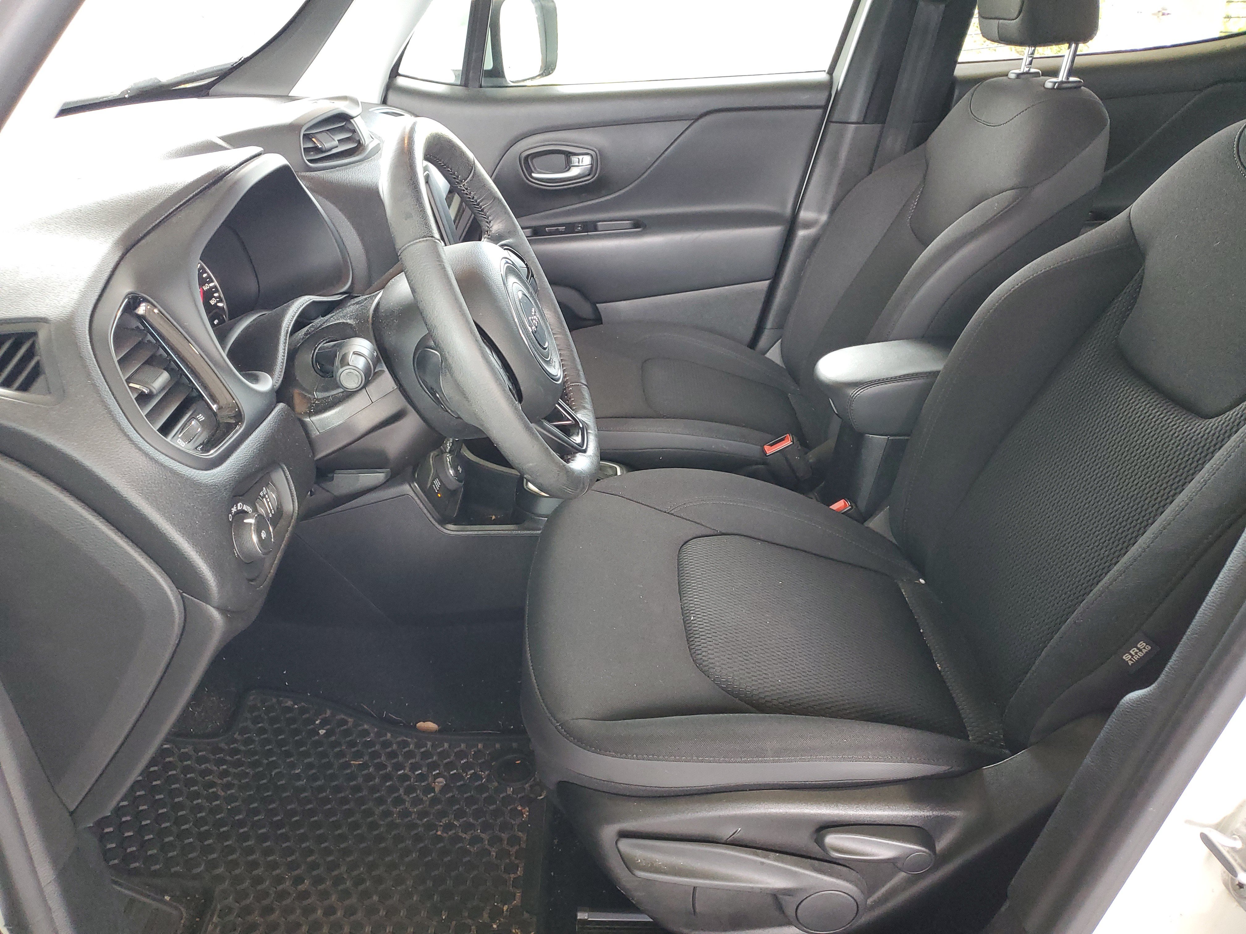 Certified 2020 Jeep Renegade Altitude AWD/4WD image 18