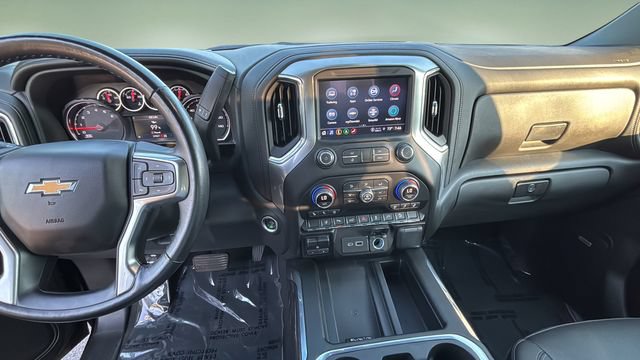 Used 2022 Chevrolet Silverado 2500 LTZ w/ LTZ Convenience Package AWD/4WD image 13