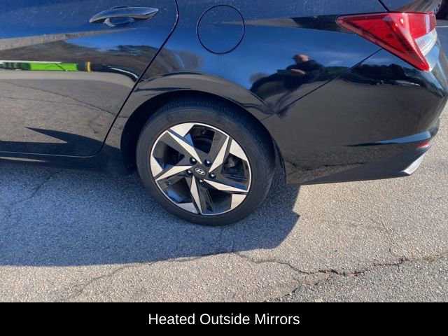 Used 2023 Hyundai Elantra SEL w/ Convenience Package image 11