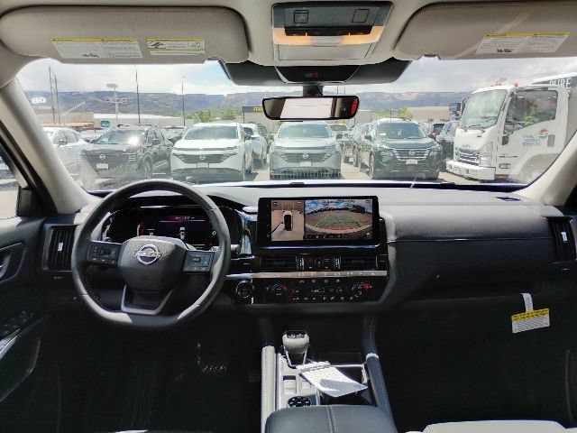 New 2026 Nissan Pathfinder SL AWD/4WD image 17