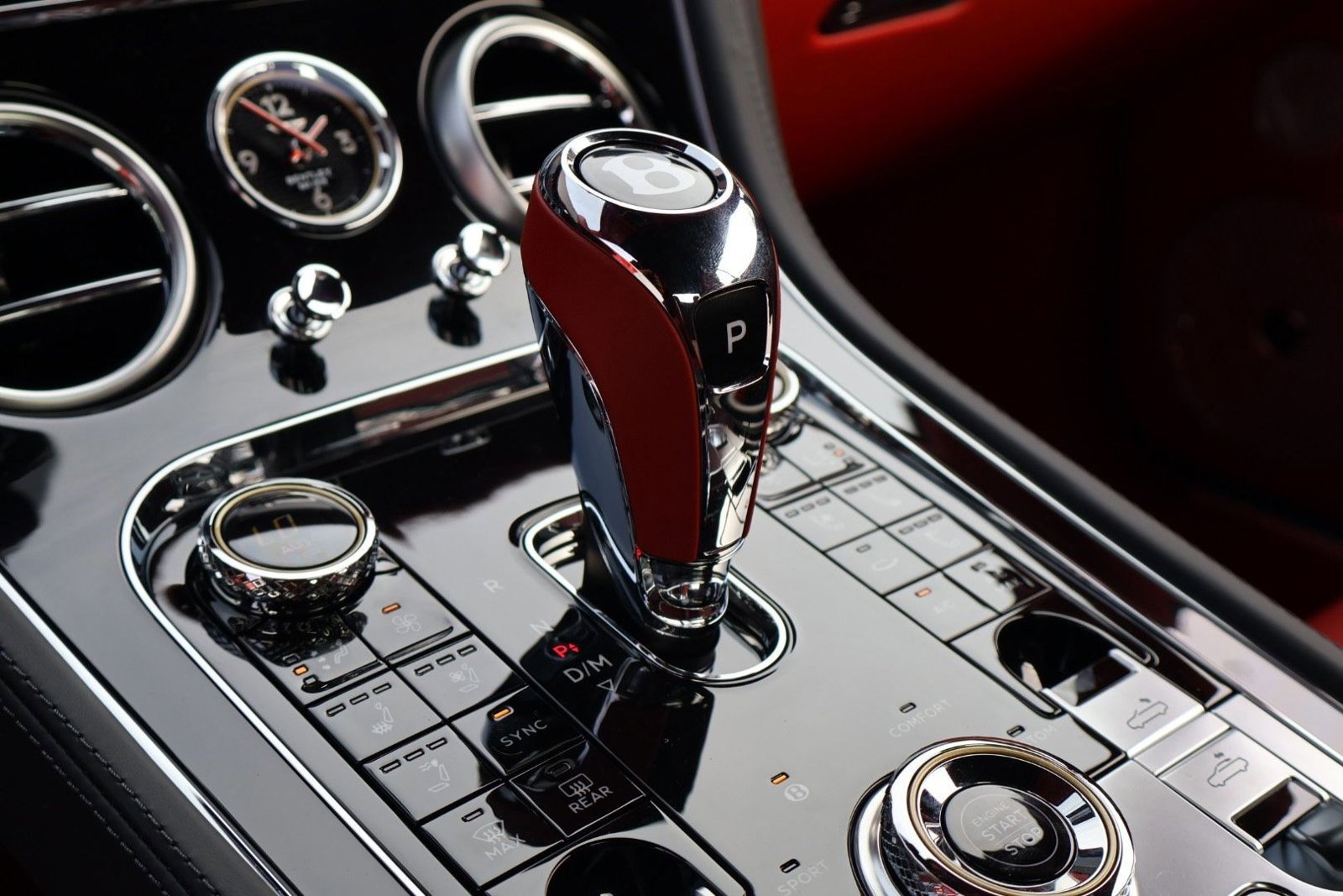 Certified 2024 Bentley Continental GT V8 image 19